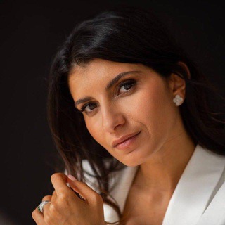 Седа Каспарова — Telegram Bot {{ $bot->code }}