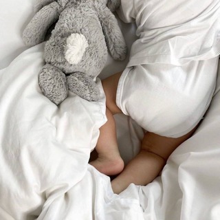 Логотип телеграм канала @about_motherhood — О материнстве