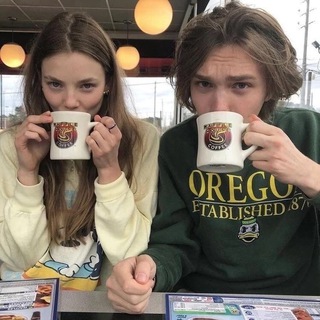 Логотип телеграм канала @aesteticdrag — Эстетика ♡🤍/Милые видео/ Фильмы,сериалы