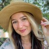 Логотип телеграм канала @airplane_girl — Девушка с татуировкой самолёта ✈️ || Тревел-блог
