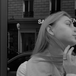 Логотип телеграм канала @akolesniza — Alice Kolesniza