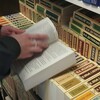 Логотип телеграм канала @akristinkkbooks — литературный латте