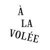 Логотип телеграм канала @alavoleerus — À la Volée