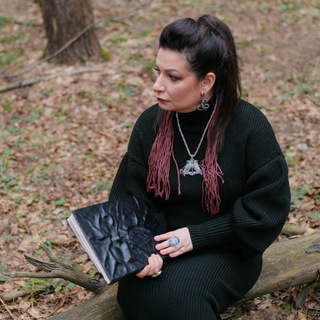 Логотип телеграм канала @alena_polun — Алена Полынь