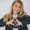Логотип телеграм канала @alenasurk — Министерство обществознания 🦋 Алена Суркова