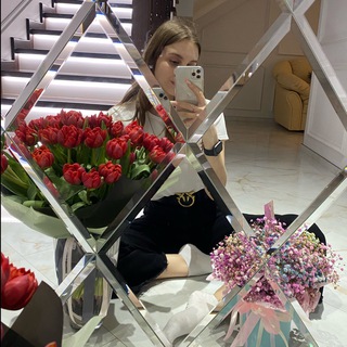 Логотип телеграм канала @alexandratrenina — ALEXANDRA TRENINA🤍