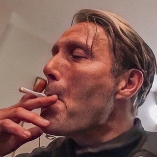 Логотип телеграм канала @aliceinmovieland — Элисейские поля