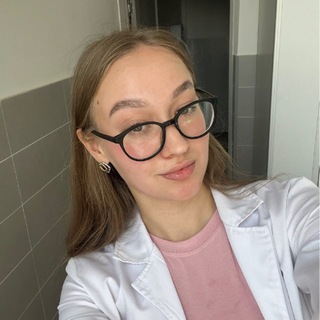 Логотип телеграм канала @alin_in_medicine — алина в меде