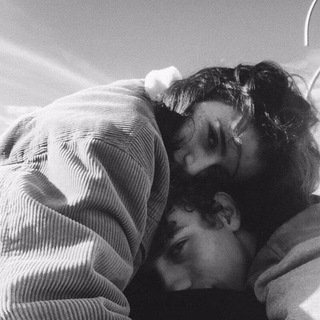 Логотип телеграм канала @all_eyez_on — 𝔸𝕝𝕝 𝔼𝕪𝕖𝕫 𝕠𝕟 𝕞𝕖