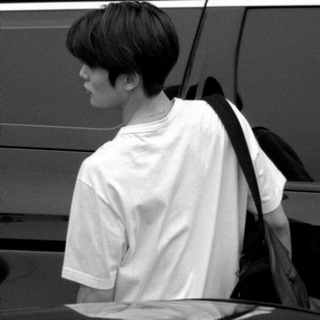 Логотип телеграм канала @allaboutsexx — 𝐚𝐥𝐥 𝐚𝐛𝐨𝐮𝐭 𝐬𝐞𝐱