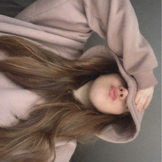 Логотип телеграм канала @almazova_k — 🩷 𝐀𝐋𝐌𝐀𝐙𝐎𝐕𝐀 𝐊 | ксюшины заметки
