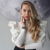 Логотип телеграм канала @alyona_lokteva — Алёна Вихер | Женский Клуб