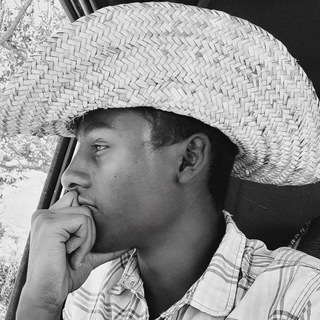 የቴሌግራም ቻናል አርማ am_in_love — የአዲብ ግጥሞች እና ምልከታዎች