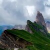 Логотип телеграм канала @amazing_moments_rus — Удивительная Земля