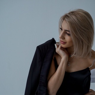 Логотип телеграм канала @ami_psy — Блондинка в психологии