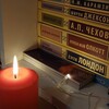 Логотип телеграм канала @amiluvbooks — вдохновленный читатель 📚
