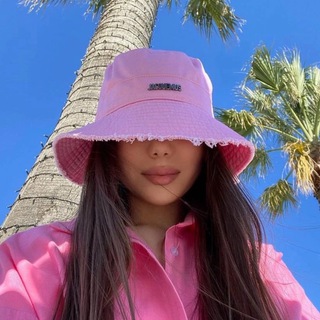 Логотип телеграм канала @amirovaam — Amirovskie💗