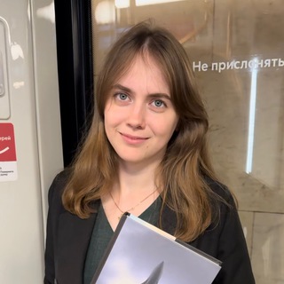 Логотип телеграм канала @ana_metro — Аня Цветочкина
