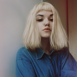 Логотип телеграм канала @ananaaasova — Ананасова.