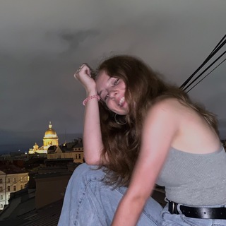 Логотип телеграм канала @anastasialsss — Настя в деле ✌🏻