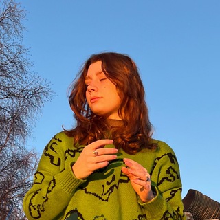 Логотип телеграм канала @anasteyshasstories — анастейша ловит дзен 💆🏼‍♀️