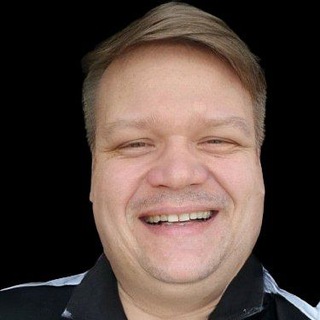 Логотип телеграм канала @andynurrov — Энди Нюрров набирает сообщение...