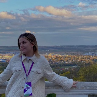 Логотип телеграм канала @ann_tik — просто Аня🧡