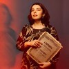 Логотип телеграм канала @anna_nurazian — За фортепиано! Срoчно!
