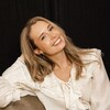 Логотип телеграм канала @annadalmatova — Анна • будни бьюти-бизнеса