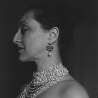 Логотип телеграм канала @annahoffmanjewelry — Анна Гофман Art and music