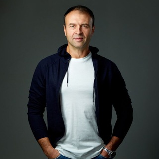 Логотип телеграм канала @antonzinovyev_blog — Блог Антона Зиновьева
