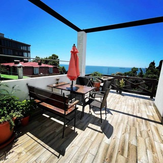 Логотип телеграм канала @arenda_yalta_slobodka — Аренда квартиры в Ялте