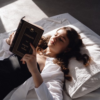 Логотип телеграм канала @arslegere — ars legere | kutie