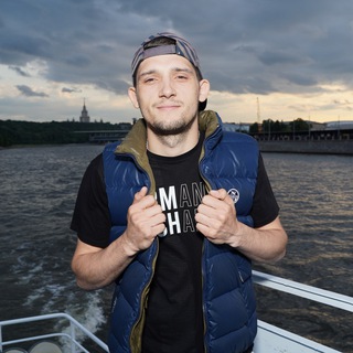 Логотип телеграм канала @artemchernushevich — ArtemChernushevich-ЖивуКакХочу
