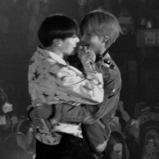 Логотип телеграм канала @arts_of_vkook — ᴀrᴛs ᴏf vᴋᴏᴏᴋ/ᴀi | ᵛᵐᵗ