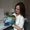 Логотип телеграм канала @asgwrld — ана читает 🤍📖