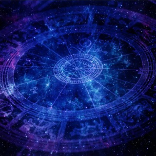 Логотип телеграм канала @astro_julize — Юля-твоя подружка астролог 🌙