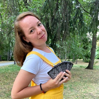 Логотип телеграм канала @astrotarolog_anna — АстроТаролог Анна 🧡