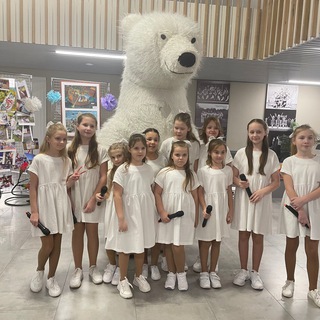 Логотип телеграм канала @avch_2023 — Страховой зонтик