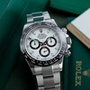 Логотип телеграм канала @avenueofwatch — Avenue of Watch (Breitling, Omega, Rolex, Tag heuer, Cartier, Panerai, Tudor ,Часы Ростов, Наручные часы Ростов