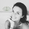 Логотип телеграм канала @ayurvedakate — 🌿 Секреты красоты и здоровья по Аюрведе
