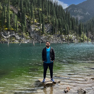 Telegram channel Azizbek Umaraliev x Space Review blogi logo