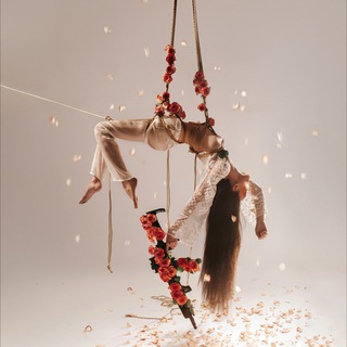 Логотип телеграм канала @bahtiina — BÁHTINA