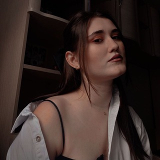 Логотип телеграм канала @baryshnyav — Читательский дневник барышни В.