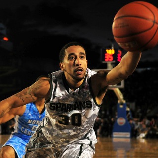 Логотип телеграм канала @basketball_live_bot_free — Basketball_Live_bot_free