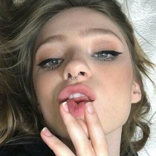 Логотип телеграм канала @bbunkerxx — 𝗕𝗨𝗡𝗞𝗘𝗥