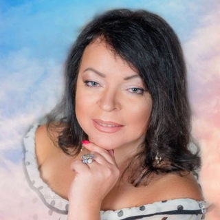 Логотип телеграм канала @become_yourself4 — Римма Романова, наставник для амбициозных людей