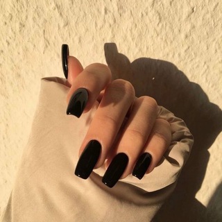 Логотип телеграм канала @best_nailss — Маникюрчик