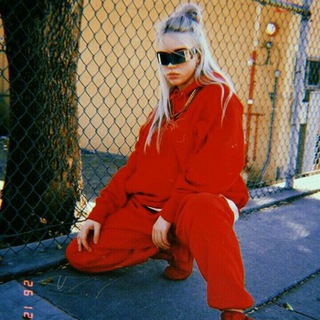 Logo of telegram channel billieeilishpiratebairdoconnell — Billie.