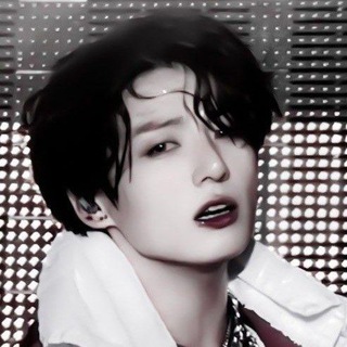 Логотип телеграм канала @bities_8d — 𝐛𝐢𝐭𝐢𝐞𝐬.8𝐝